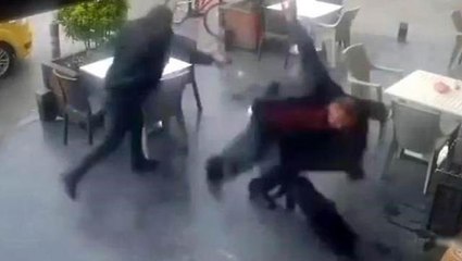 Sokak ortasında kurşun yağmuru! Karısıyla mesajlaşan akrabasını böyle öldürdü