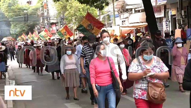 Rechazan el 'paquetazo de leyes' : Gremiales anuncian movilización para este 27 de abril