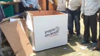 অভিষেক বন্দোপাধ্যায় সভা মঞ্চ ছাড়তেই ভেঙে পড়লো ব্যালট বাক্স