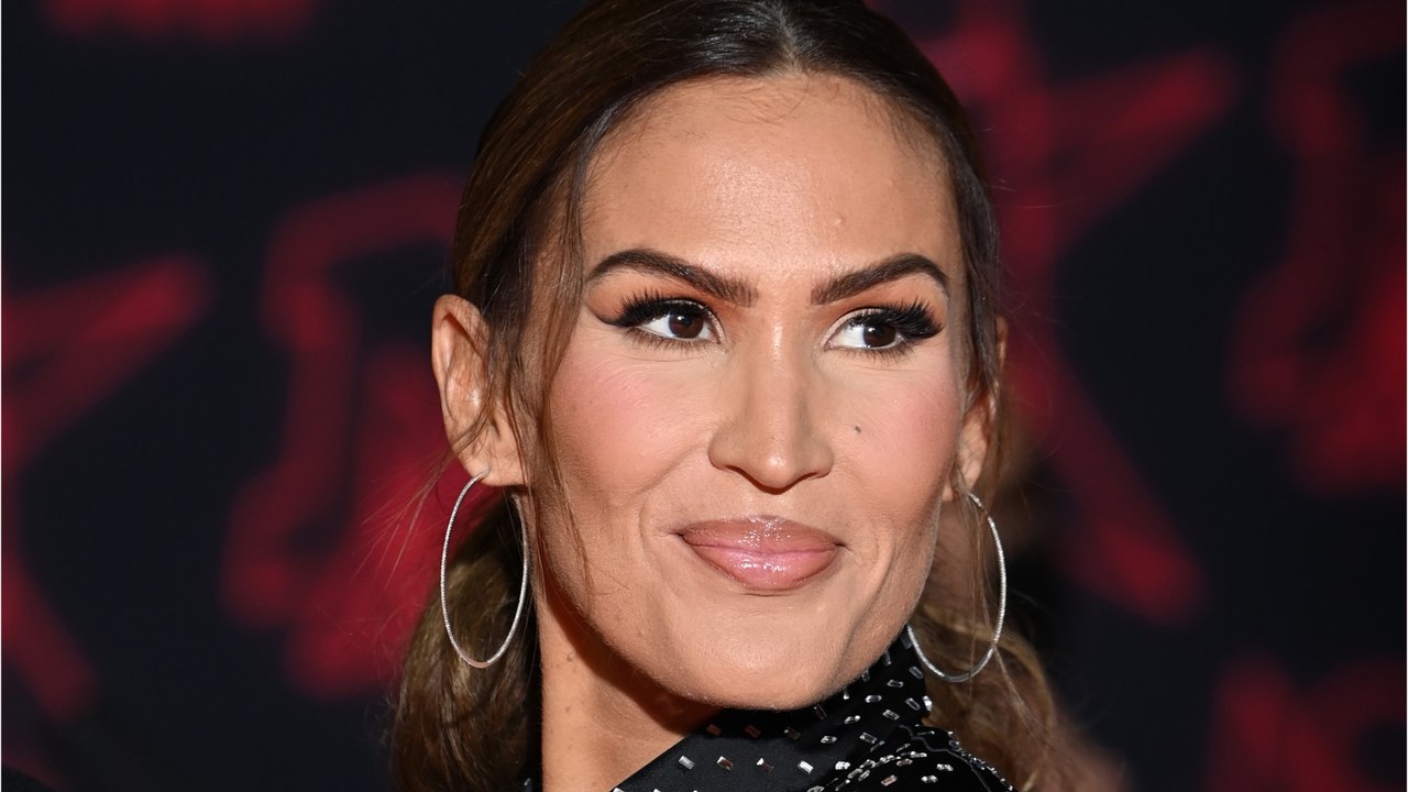 GALA VIDEO – Vitaa maman comblée : moment adorable avec sa petite Noa