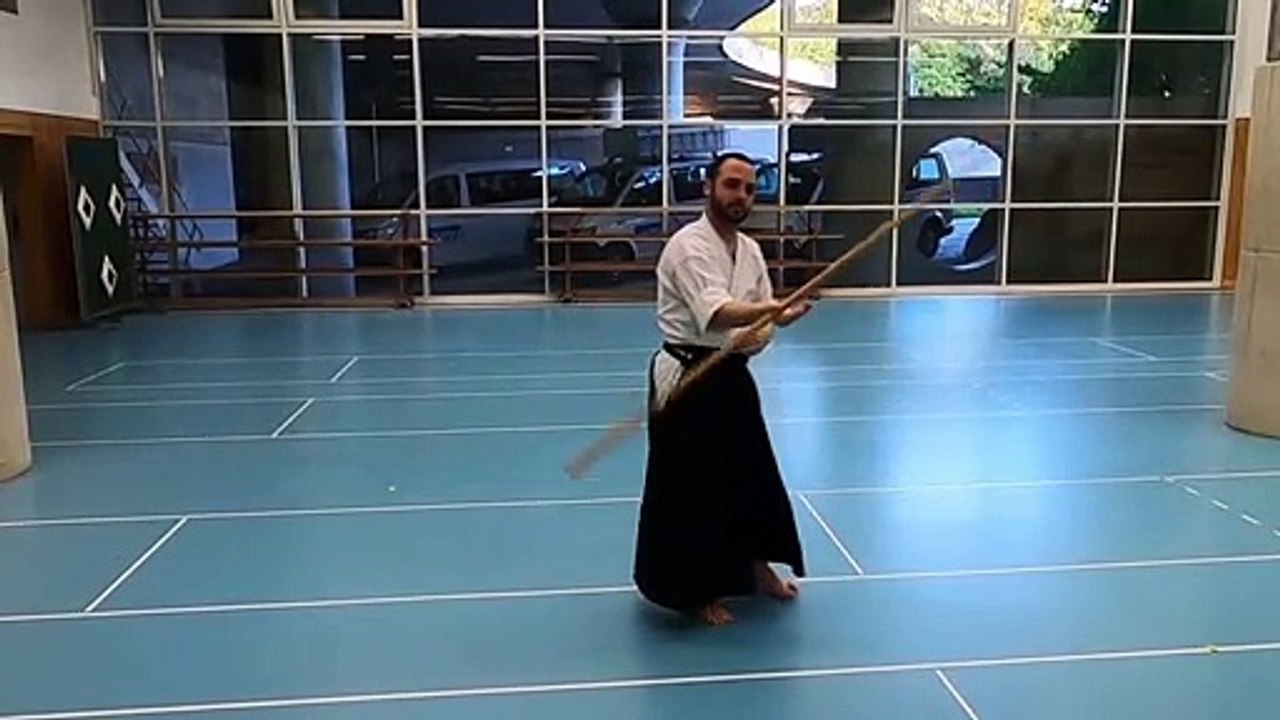 Beispiel für Stockdrehen zum Aufwärmen