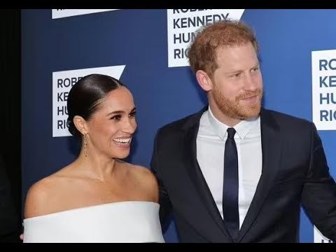 Il principe Harry e Meghan Markle 'perdonati' da re Carlo mentre conserva le foto in casa sua