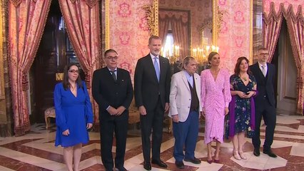 La reina Letizia vuelve a deslumbrar con su último vestido