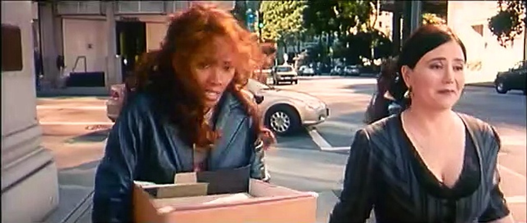 CATWOMAN - Bande Annonce Officielle (VF) - Halle Berry / Sharon Stone