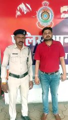 4 करोड़ 39 लाख की ठगी करने वाला शैलेंद्र बघेल गिरफ्तार, खुद को बताता था प्रदेश के इस नेता का भतीजा, देखे वीडियो
