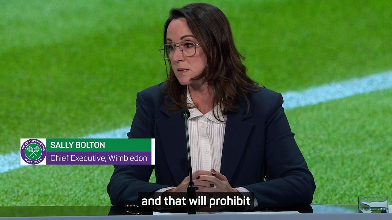 Wimbledon bans Russian and Belarusian flags from 2023 tournament