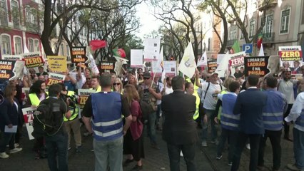 Las ovaciones y abucheos a Lula en la celebración de la Revolución de los Claveles