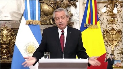 Alberto Fernández cargó contra economistas del PRO