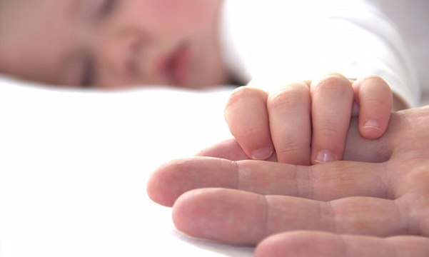 قانون مثير للجدل في هولندا يتيح الموت الرحيم للأطفال