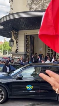 Lula é recebido com afagos em Madri, depois de enfrentar protestos em Lisboa