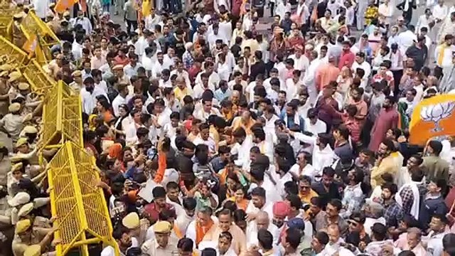 अजमेर में कलक्ट्रेट पर जनाक्रोश महाघेराव में भाजपा ने कांग्रेस सरकार को कोसा