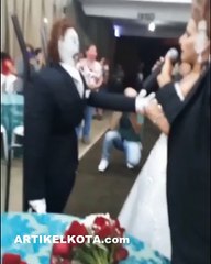 BERITA PERNIKAHAN VIRAL : Meirivone Rocha Moraes menikah dengan boneka kain punya anak kini hamil