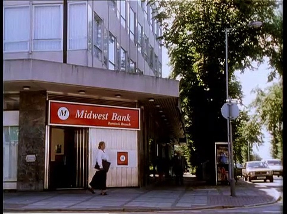 Pie in the Sky. S03 E01. Money Talks. video Dailymotion