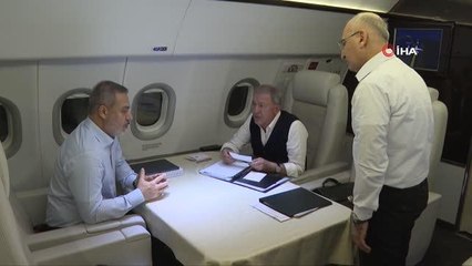 Bakan Akar Moskova'dan ayrılmadan önce Vnukova Havalimanı'nda dörtlü toplantıya ilişkin değerlendirmelerde bulundu.