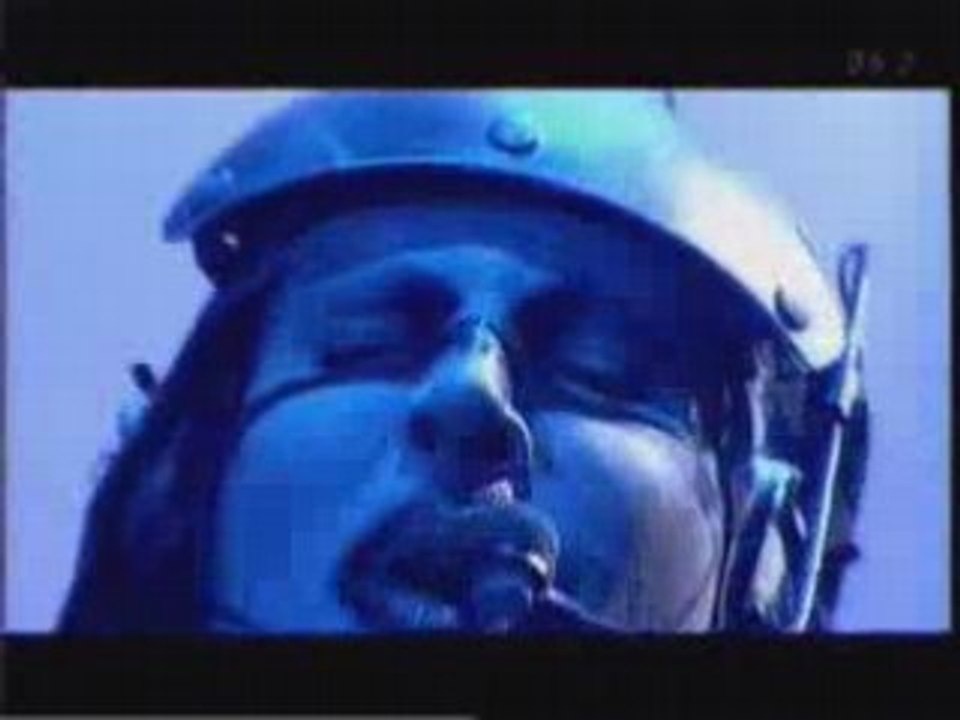 Marilyn manson the nobodies (live)