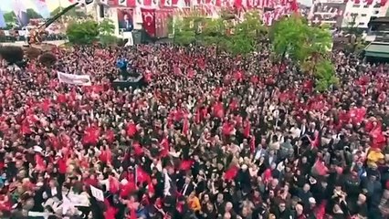 İmamoğlu'ndan eşi Dilek İmamoğlu'na: ''Dilek’çiğim bak ne yazıyor orada''