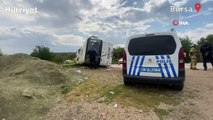 Bursa’da servis midibüsü ile hafriyat kamyonu çarpıştı: 23 yaralı