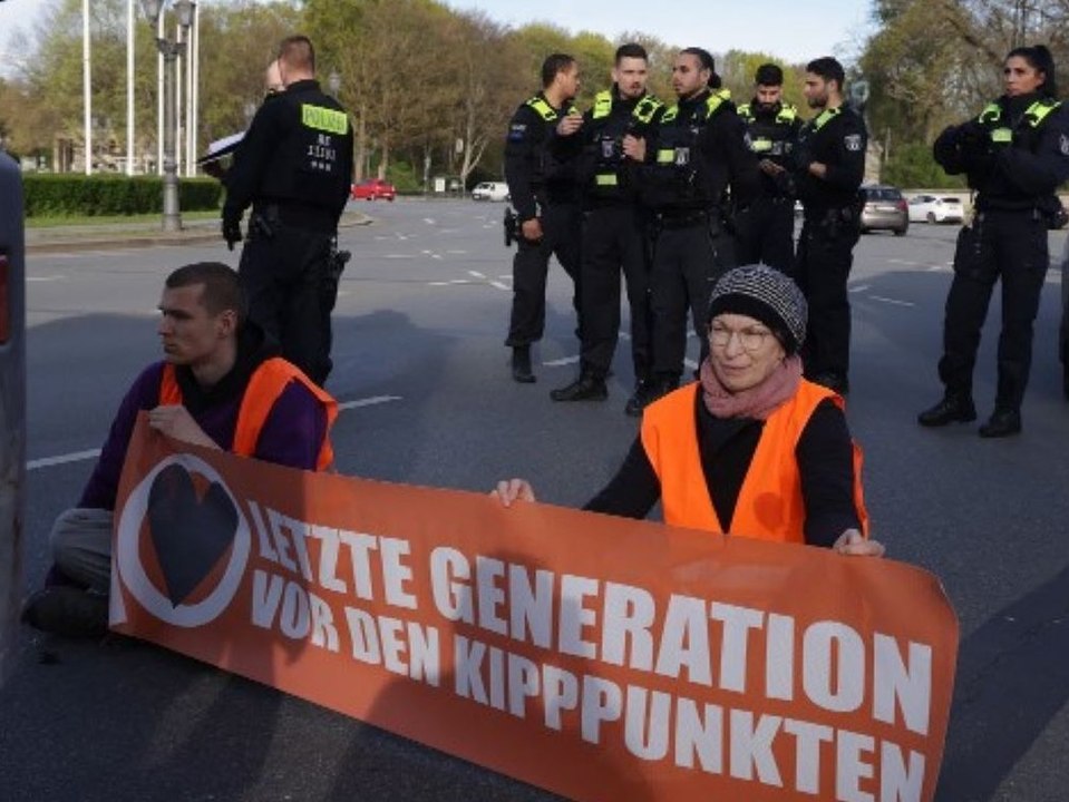 'Letzte Generation': Polizeigewerkschaftschef fordert härtere Strafen