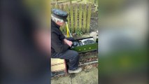 Man builds £20k replica of the GWR King Class steam train