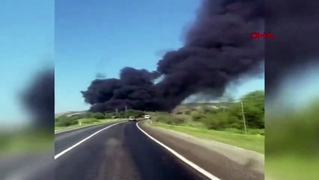 Kamyonet ile petrol yüklü tanker kafa kafaya girdi: 1 ölü