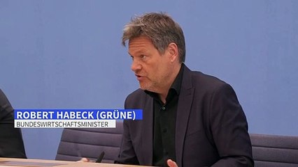 Bundesregierung hebt Wachstumsprognose an