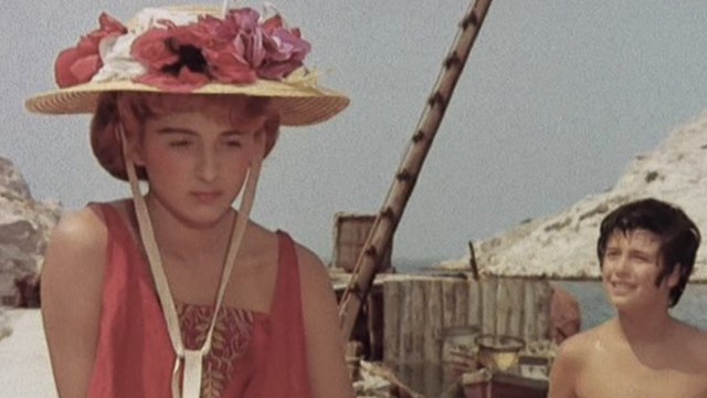 VOICI - Zora la Rousse : qu'est devenue Lidija Kovačević qui incarnait l'héroïne des enfants des années 80 ?