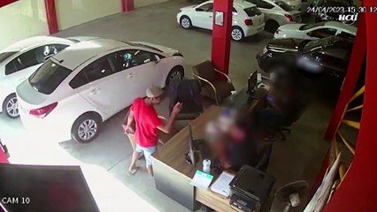 Homem pede para fazer test-drive e furta carro, na Grande BH