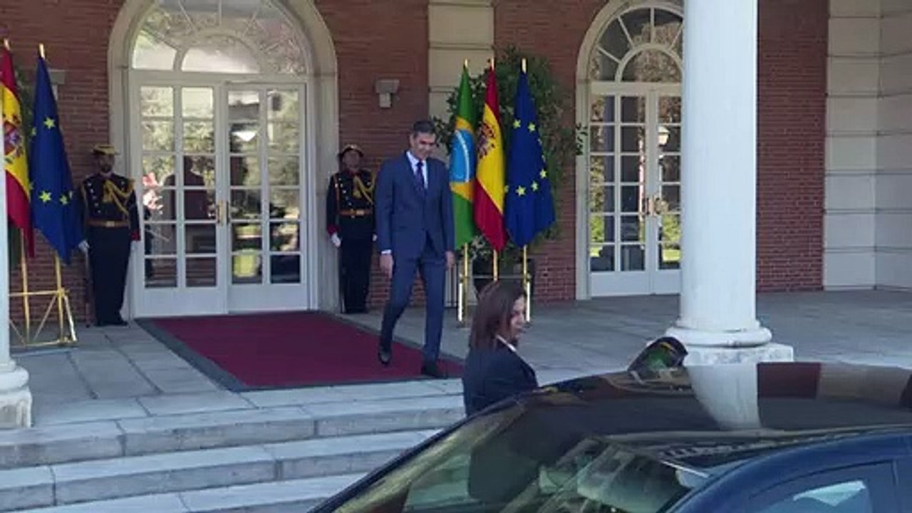 Lula diz que 'não importa quem está certo ou errado, é preciso parar a guerra na Ucrânia'