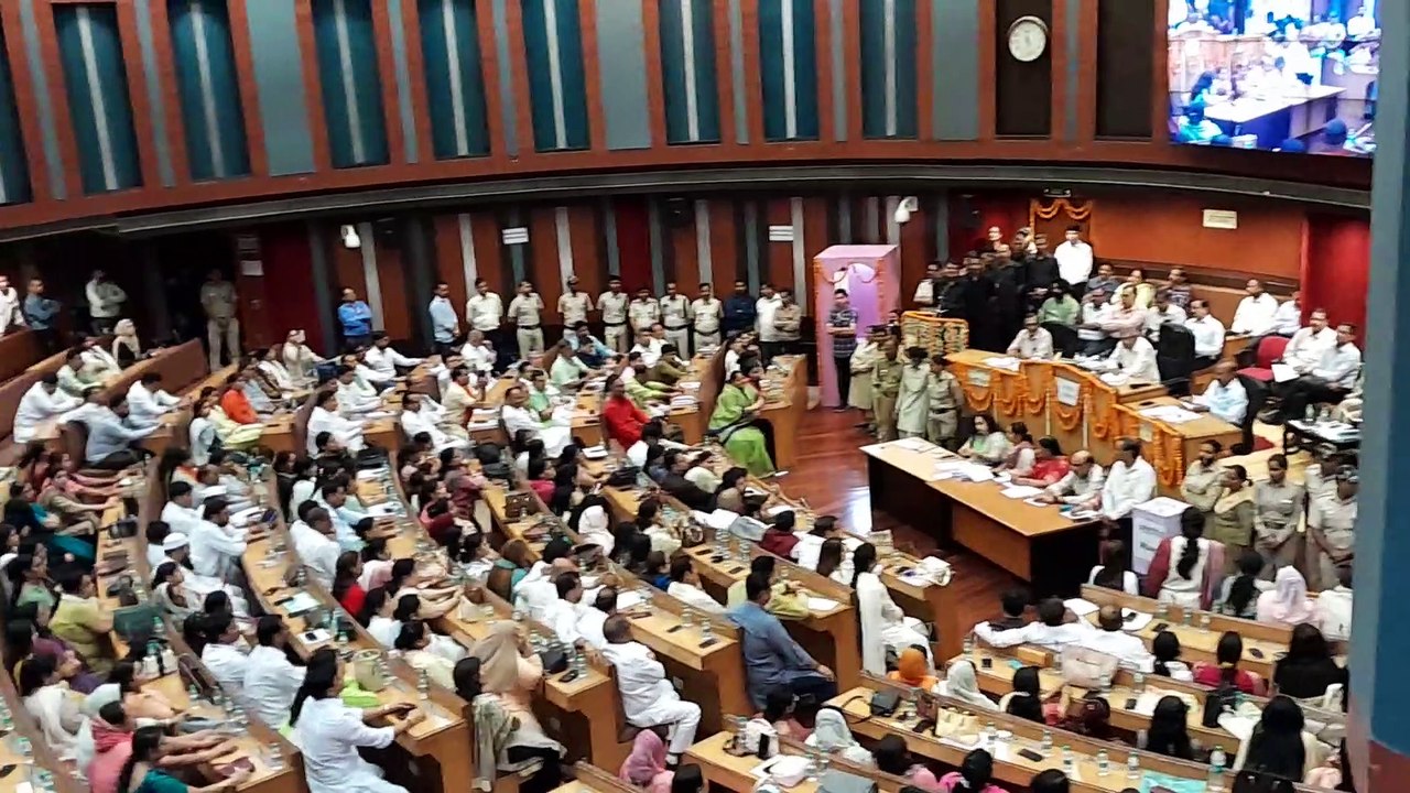 MCD Mayor Election: भाजपा की निगम पार्षद शिखा र...