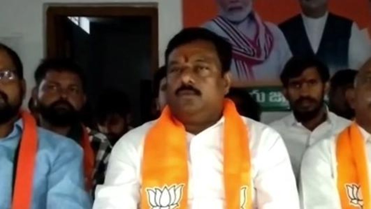 నిర్మల్: ఎన్నికల్లో మంత్రిని ఓడించాలి.. ఏలేటి పిలుపు