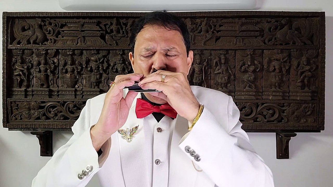 O Mittihi Mitthi Chashni - Film Bharat 2019 on Harmonica Live Performance by Mukund Kamdar