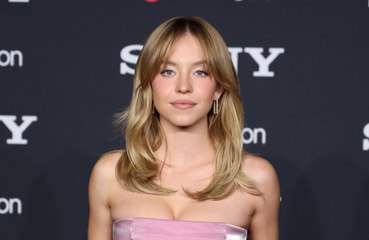 Glen Powell loves when Sydney Sweeney calls him ‘Top Gun’