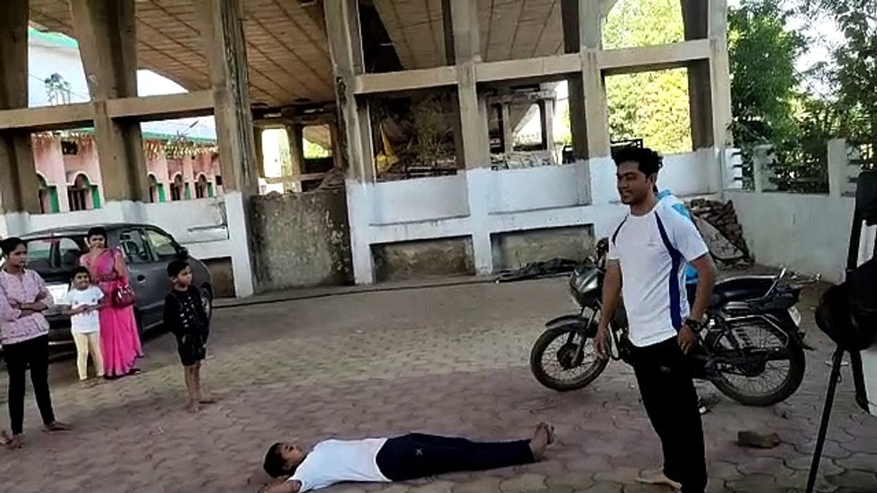शिविर में महिलाओं को सिखाए आत्मरक्षा के गुर