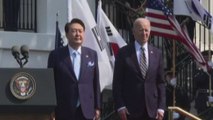 Usa, Biden riceve il presidente sudcoreano alla Casa Bianca