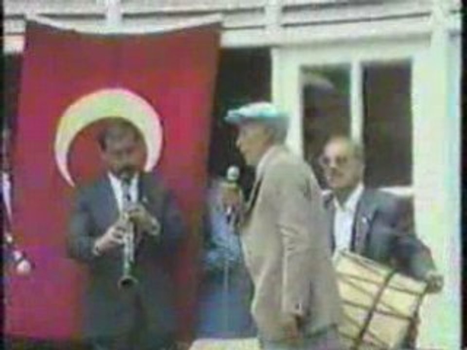 ELAZIG acık hava halk konserı MUSTAFA GENC