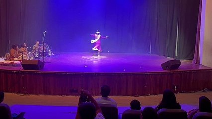 सितार की मधुर झनकार के बाद चला कथक रचनाओं का जादू