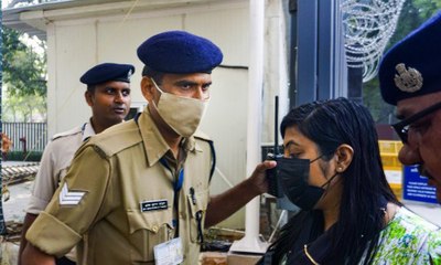 বাবার পর এবার জেলযাত্রায় কন্যা! অনুব্রত মণ্ডলের মেয়ে সুকন্যারও কি গন্তব্য তিহাড়? | Oneindia Bengali