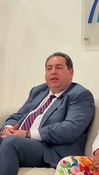 ¿Por qué destituyeron al director de la Maternidad Los Mina?