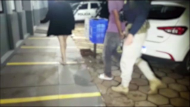 Casal é preso pela PRF com drogas em carro de aplicativo