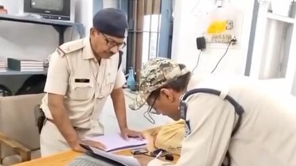 ग्वालियर: मोबाइल पर बेटा खेल रहा था ऑनलाइन गेम, ई वॉलेट से गायब हुए एक लाख रुपए