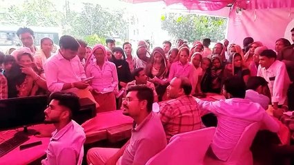 इंटरनेट ठप होने से महंगाई राहत कैंपों में लोग हुए आहत