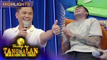 Ion cannot contain his laugh because of Ogie | Tawag Ng Tanghalan