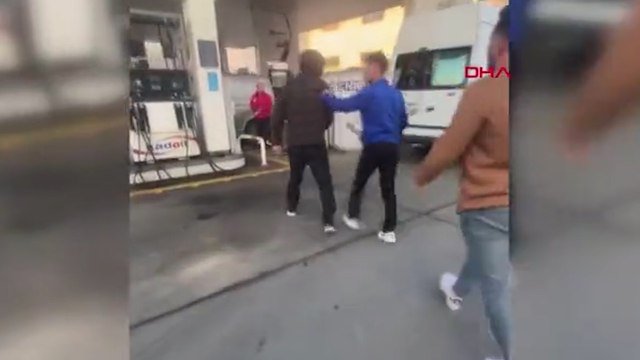 Minibüsten cep telefonu çalan hırsız böyle yakalandı