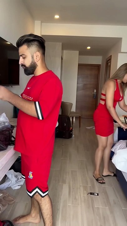 wait-for-the-end-swatimonga-rajatswati-couplegoals-funny-ashortaday-husbandwife-