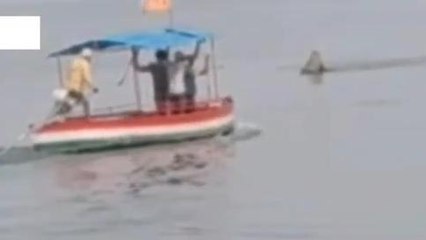 देवरिया: सरयू नदी में डूबे 4 बच्चे, 3 को स्थानीय लोगों ने बचाया, एक लापता