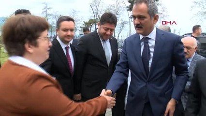 BAKAN ÖZER HER KADIN KOOPERATİFİMİZE EN AZ BİR USTA ÖĞRETİCİ ALACAĞIZ