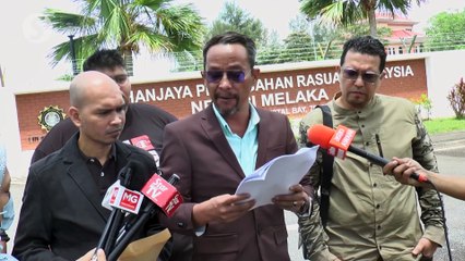 Download Video: Melaka NGO files report at MACC over alleged sex scandal