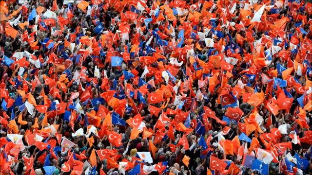 Uğur Işılak - İnandık Hakka, Güvendik Halka