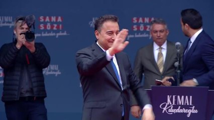 Ali Babacan, Cumhurbaşkanı Erdoğan'a Seslendi: "Tek Yetkili Olduğunuz Gün, Bu Ülkeyi Yoldan Çıkardınız, Şarampole Yuvarladınız. 86 Milyonu da...