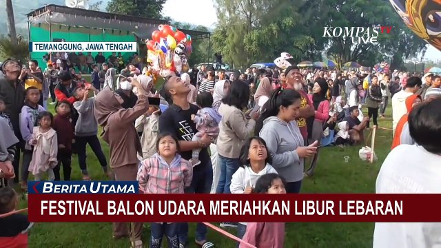 Puluhan Balon Udara Hiasi Langit Lereng Gunung Sumbing Temanggung